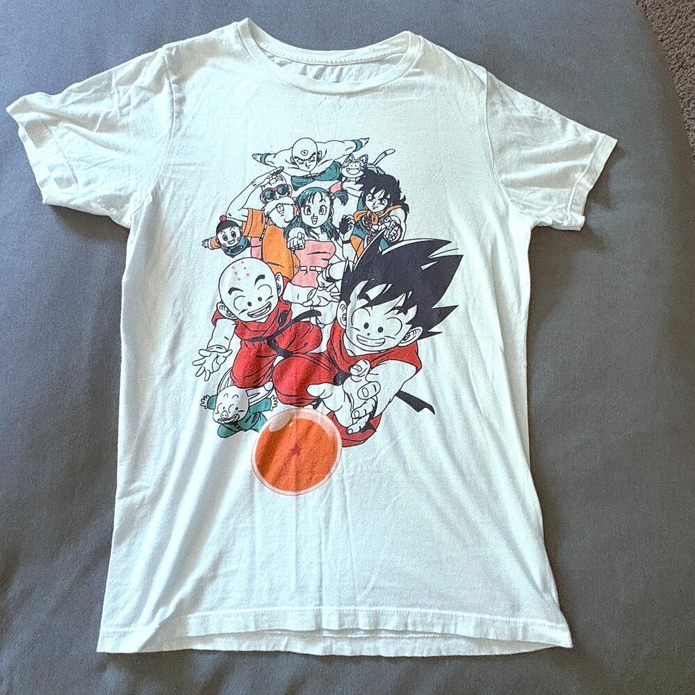 Dragon Ball Z Classic Group Hot Topic Exclusive Graphic TShirt Men’s S Y2K Anime